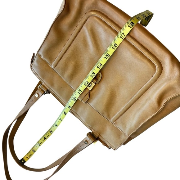 Etienne Aigner Tan Leather Purse Shoulder Bag - Picture 4 of 9